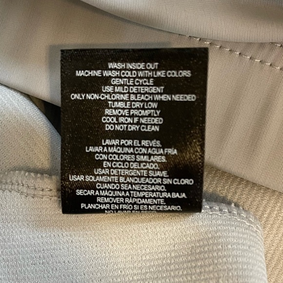 BUNDLE OF 2 - 32 degrees tank tops, with built in bra, grey - Picture 7 of 8